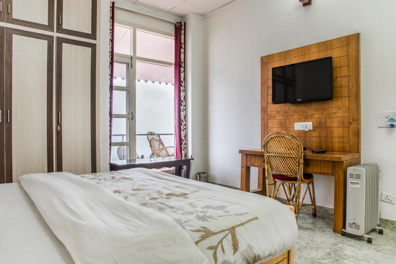 Kasauli Edge Apt With Balcony Exterior photo